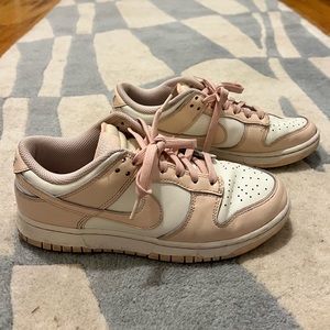 Nike Dunks Orange Pearl